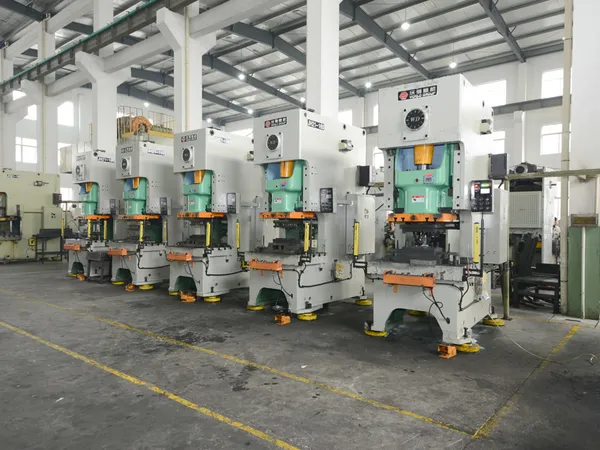 Row of punch presses in the Zhongtai stamping workshop